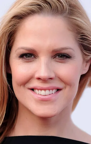 Фотография актёра Мэри МакКормак