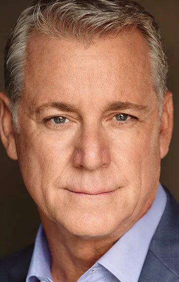 Фотография актёра Роберт Кертис-Браун