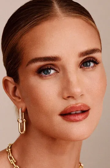 Фотография актёра Роузи Хантингтон-Уайтли