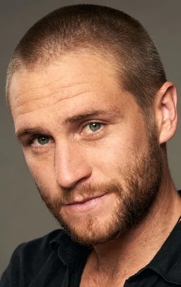 Фотография актёра Джордж Мэйсон