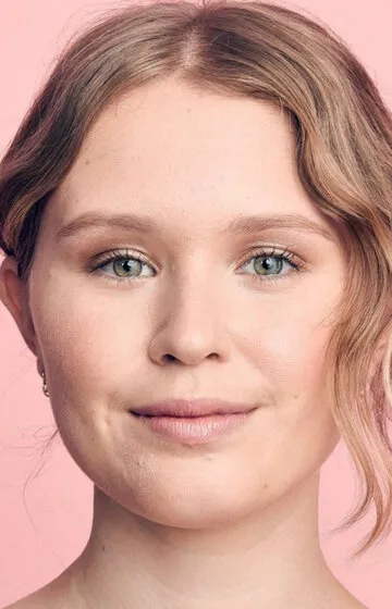 Фотография актёра Элайза Сканлен