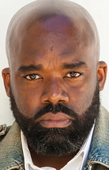 Фотография актёра Джон Л. Адамс