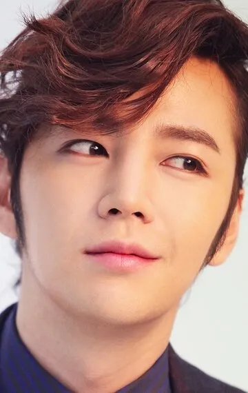 Фотография актёра Чан Гын-сок