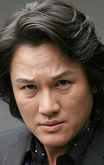 Фотография актёра Кан Сон-джин