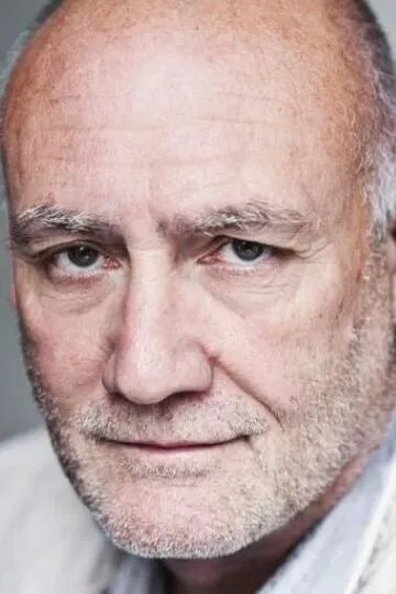 Фотография актёра Роберт Гвилим