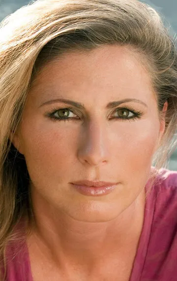 Фотография актёра Фэйт Фэй