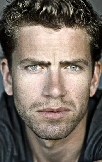 Фотография актёра Николай Ли Каас