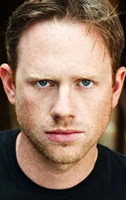 Фотография актёра Аррон Шивер