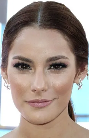 Фотография актёра Ока Гинер