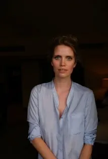 Фотография актёра Нини Булл Робсам