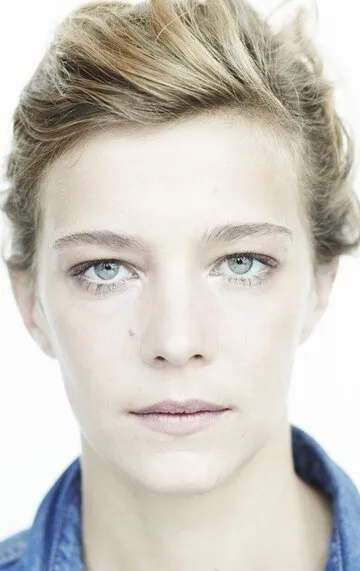 Фотография актёра Селин Саллетт