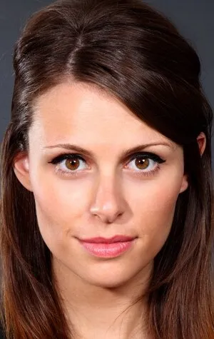 Фотография актёра Элли Тейлор