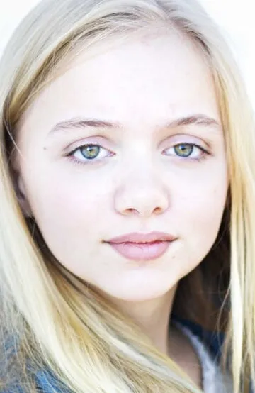 Фотография актёра Мэдди Николс