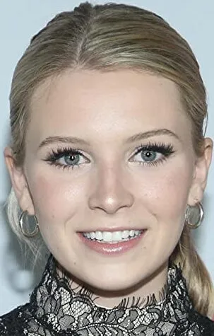 Фотография актёра Мэдисон Томпсон