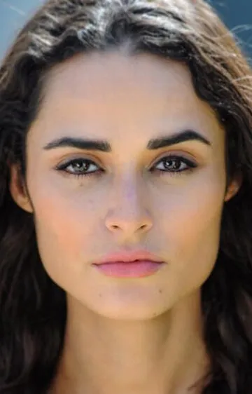 Фотография актёра Стефани Ногерас