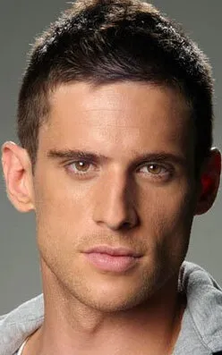 Фотография актёра Дэниэл Юинг