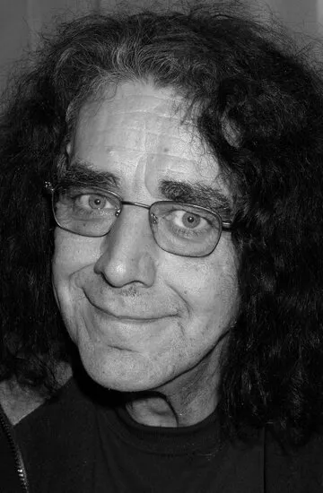 Фотография актёра Питер Мейхью