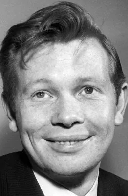 Фотография актёра Рональд Лейси