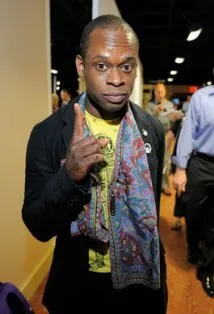 Фотография актёра Сар Нгауджа