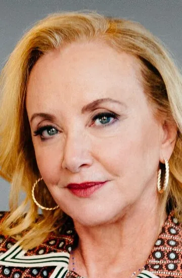 Фотография актёра Дж. Смит-Камерон