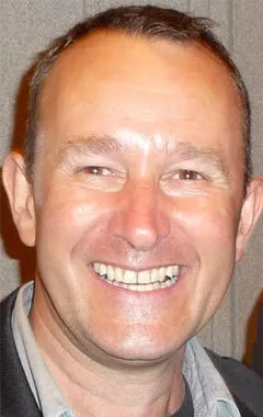 Фотография актёра Саймон Бэмфорд