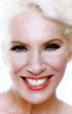 Фотография актёра Энджи Боуи