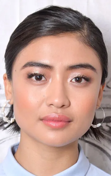 Фотография актёра Бриэнн Тджу