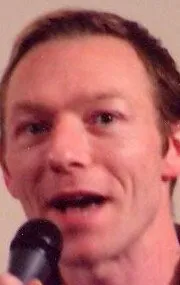 Фотография актёра Пол Кэйси