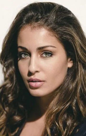 Фотография актёра Хиба Абук