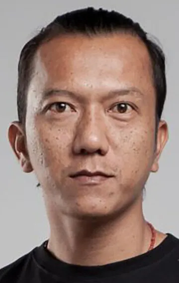 Фотография актёра Теуку Рифну Викана