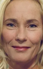 Фотография актёра Мари Луиз Стейнс