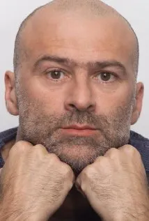 Фотография актёра Жюльен Крамер