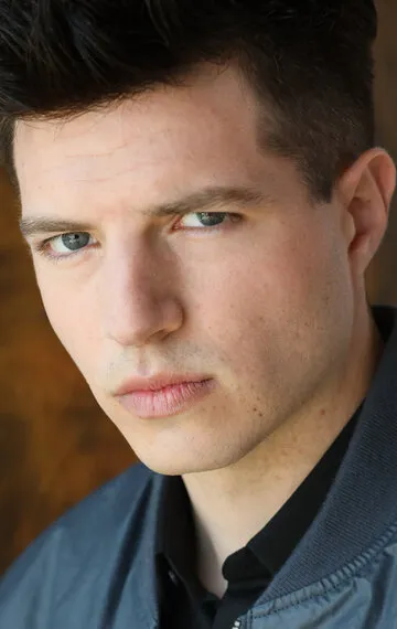 Фотография актёра Дилан Флэшнер