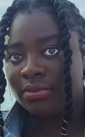 Фотография актёра Чиненье Эзеуду