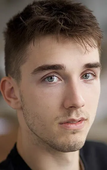 Фотография актёра Джордж Робинсон