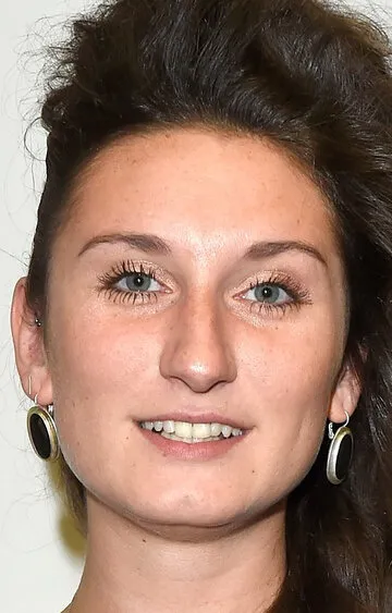 Фотография актёра Бесси Картер