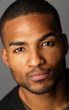 Фотография актёра Шеннон Уоллес