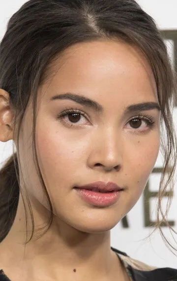 Фотография актёра Урассая Спербунд