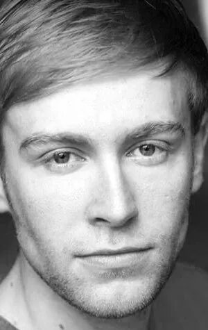 Фотография актёра Райли Джонс