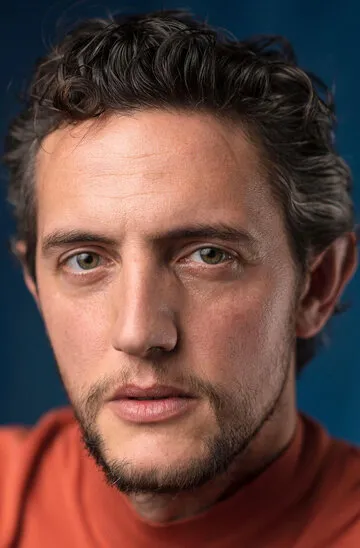 Фотография актёра Йилмаз Байрактар