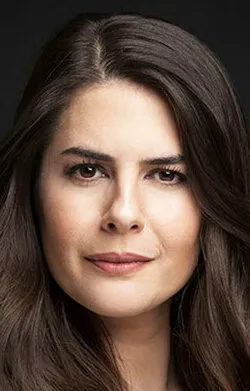 Фотография актёра Айча Эртуран