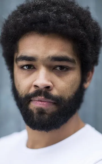 Фотография актёра Кингсли Бен-Адир