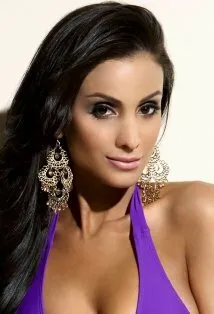 Фотография актёра Кристал Мари Денха