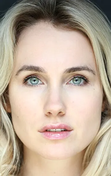 Фотография актёра Сэнд Ван Рой