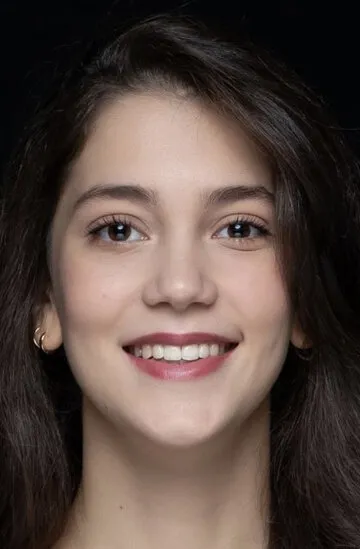 Фотография актёра Эджем Сена Байыр