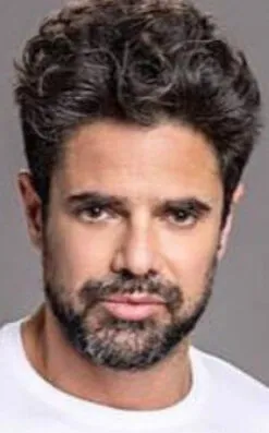 Фотография актёра Лусиано Кастро