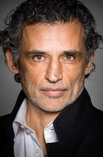 Фотография актёра Энрико Ло Версо