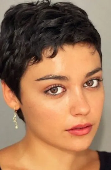 Фотография актёра Карла Диас