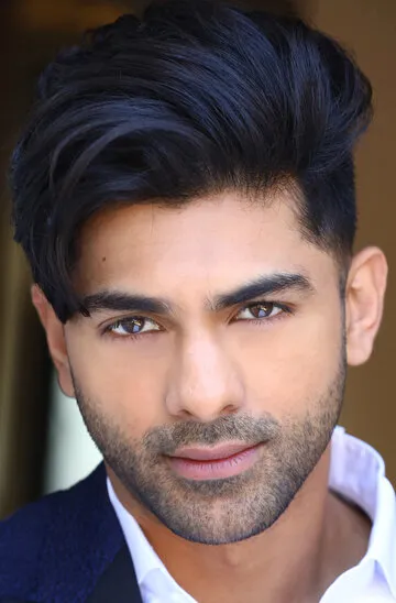 Фотография актёра Тааха Шах