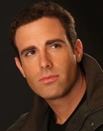 Фотография актёра Эсекиель Монтальт